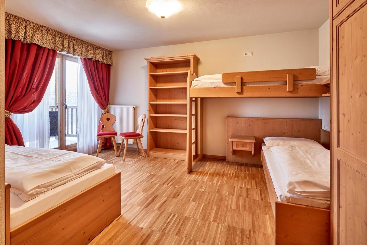 Hotel Marmolada Corvara Exteriör bild